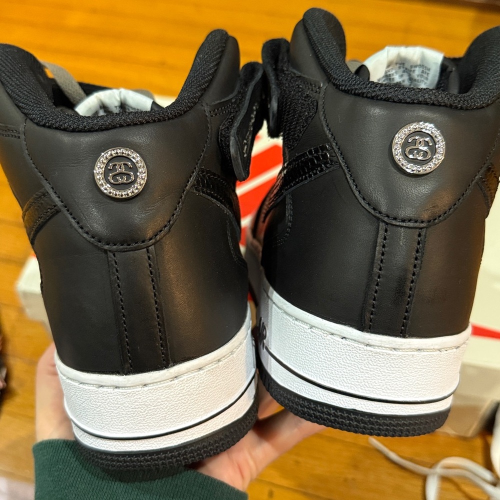 Stussy Black High-Top Sneakers - Picture 4 of 4